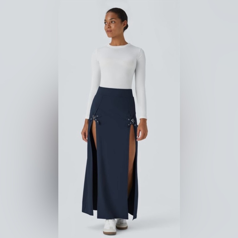 NWT Halara Buckle Skirt Size L - Navy Blue